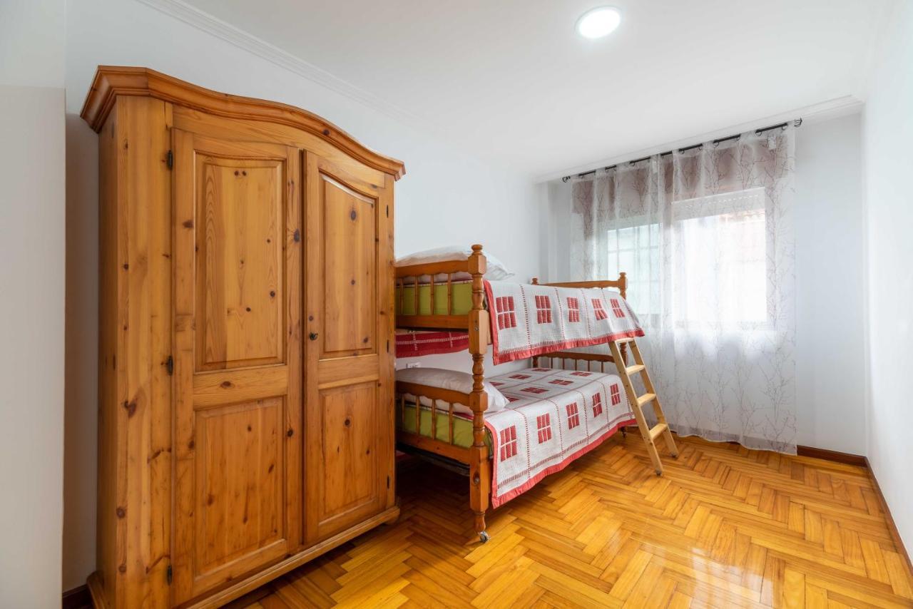Apartamento Espacioso Cerca De La Playa Con Aire Acondicionado Apartman Moaña Kültér fotó