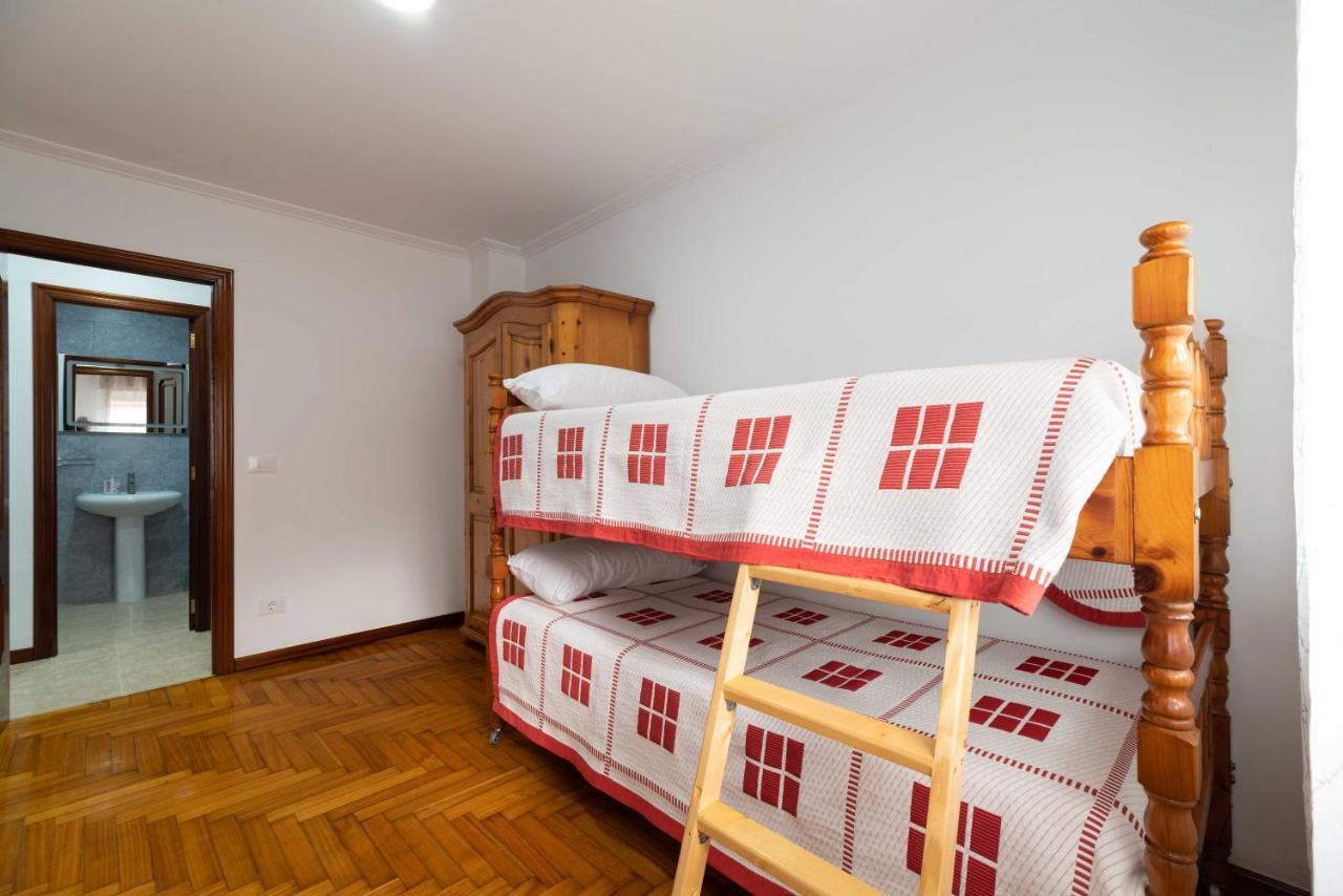 Apartamento Espacioso Cerca De La Playa Con Aire Acondicionado Apartman Moaña Kültér fotó