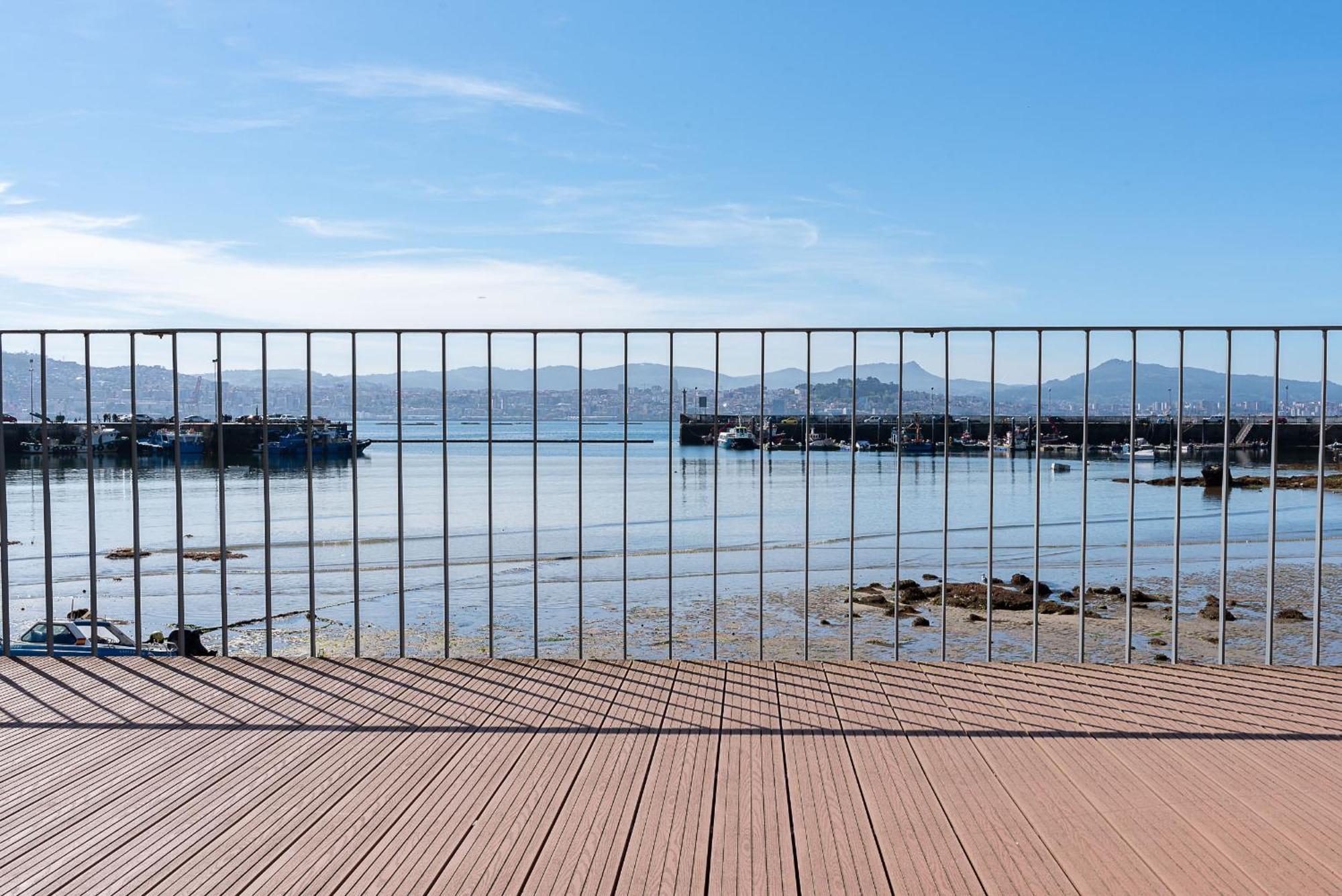 Apartamento Espacioso Cerca De La Playa Con Aire Acondicionado Apartman Moaña Kültér fotó